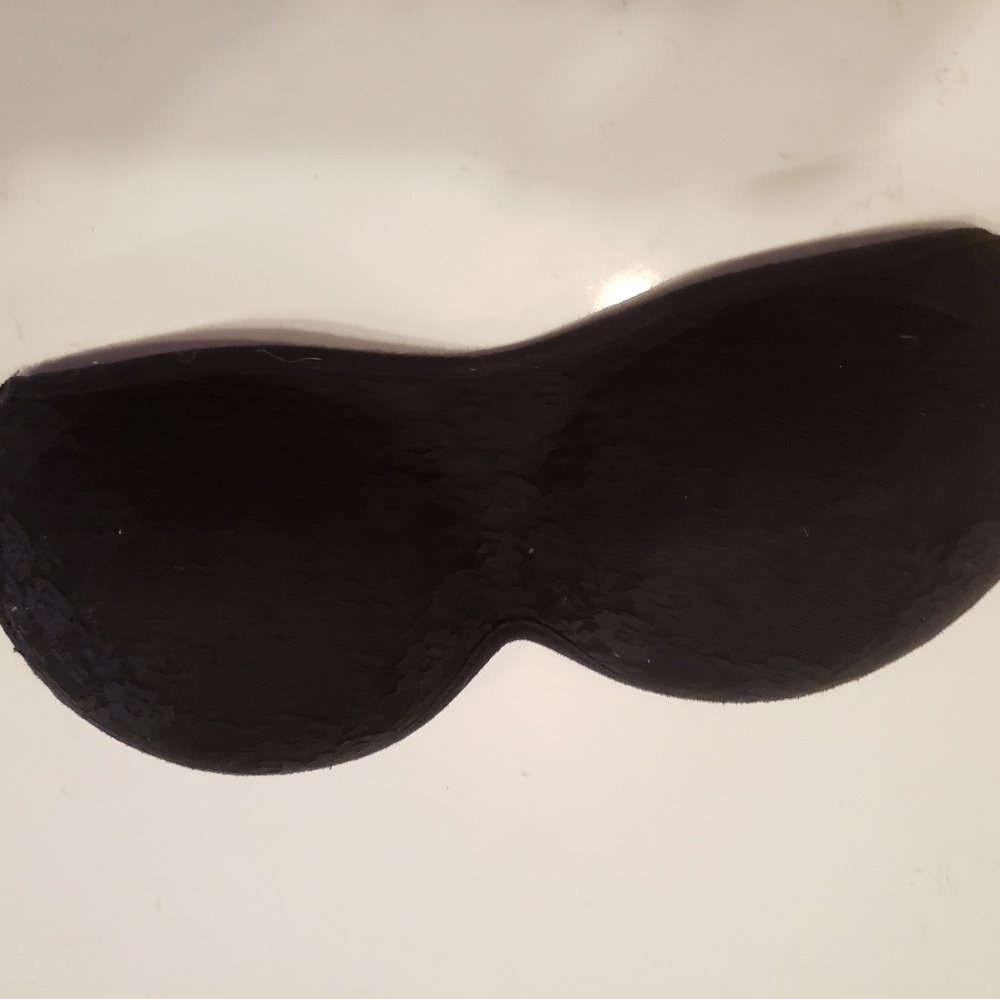 Pink lace strapless bra